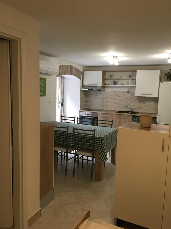 Apartment Filipas Cres Bagian luar foto